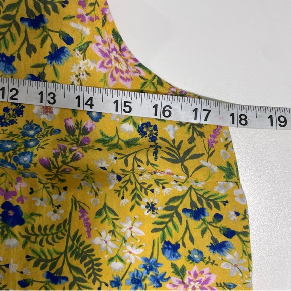 Old Navy Summer Blouse - Picture 5 of 6